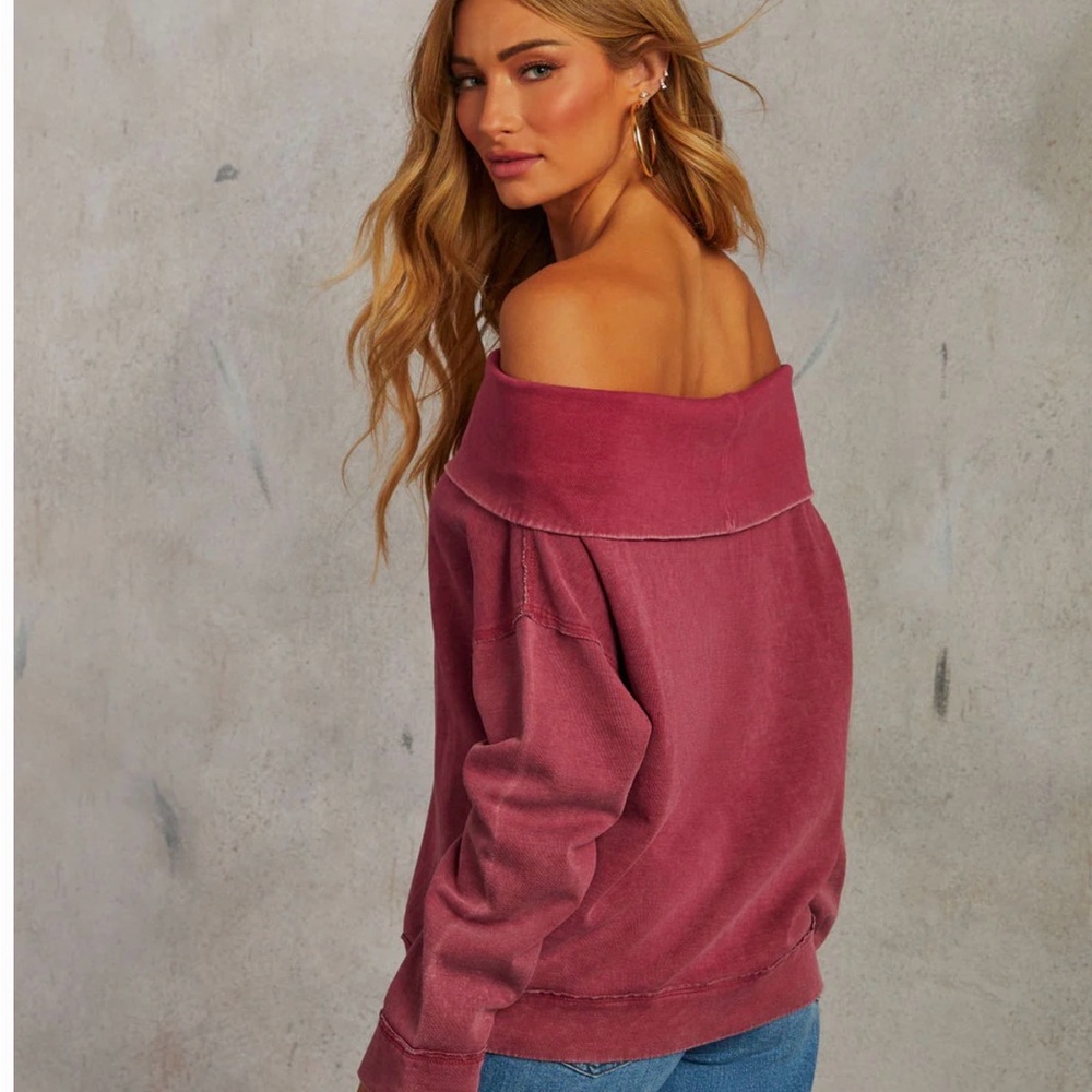 Vici Off-Shoulder Mauve Sweater